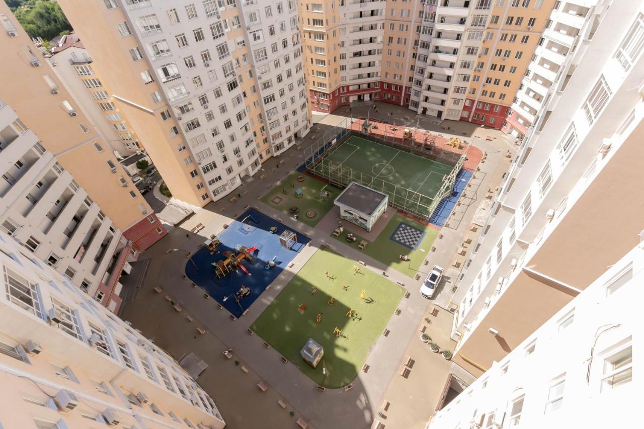 Comfortable Apartment With A Panoramic View キシナウ エクステリア 写真